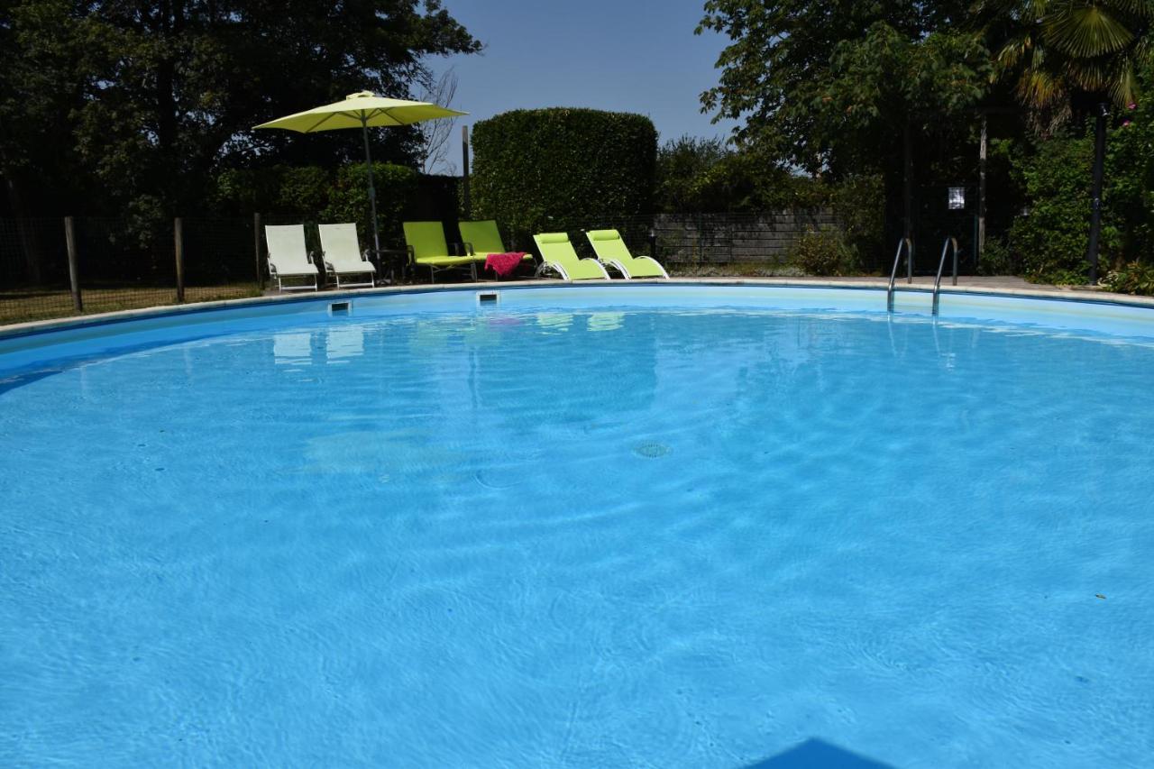 Du Vert & Du Bon Air - Linge Maison Inclus - Parking Prive Gratuit - Centre Ville Bergerac 10Mn - Domaine Bellevue Cottage En Perigord Lembras Exterior photo