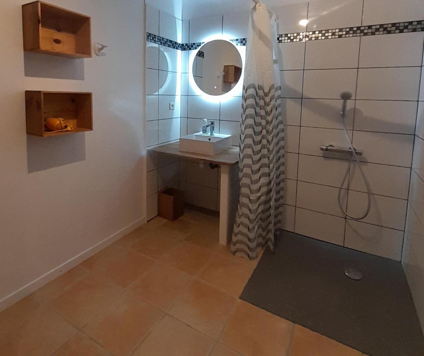 Du Vert & Du Bon Air - Linge Maison Inclus - Parking Prive Gratuit - Centre Ville Bergerac 10Mn - Domaine Bellevue Cottage En Perigord Lembras Exterior photo